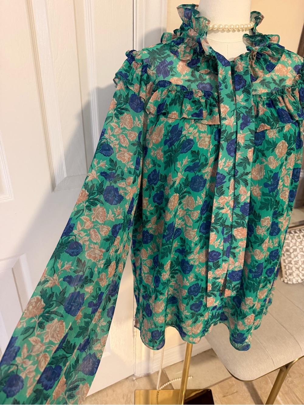 Emanuel Ungaro Green Floral Tie-Neck Ruffle Blouse